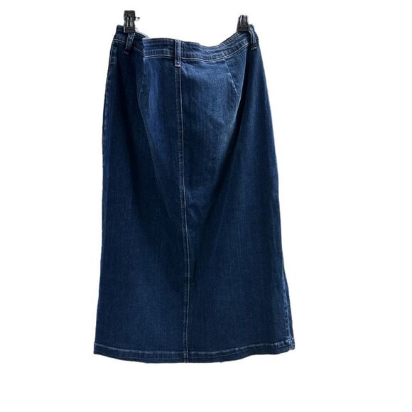 Wash Lab
Carin Maxi Denim Skirt - Picture 5 of 7